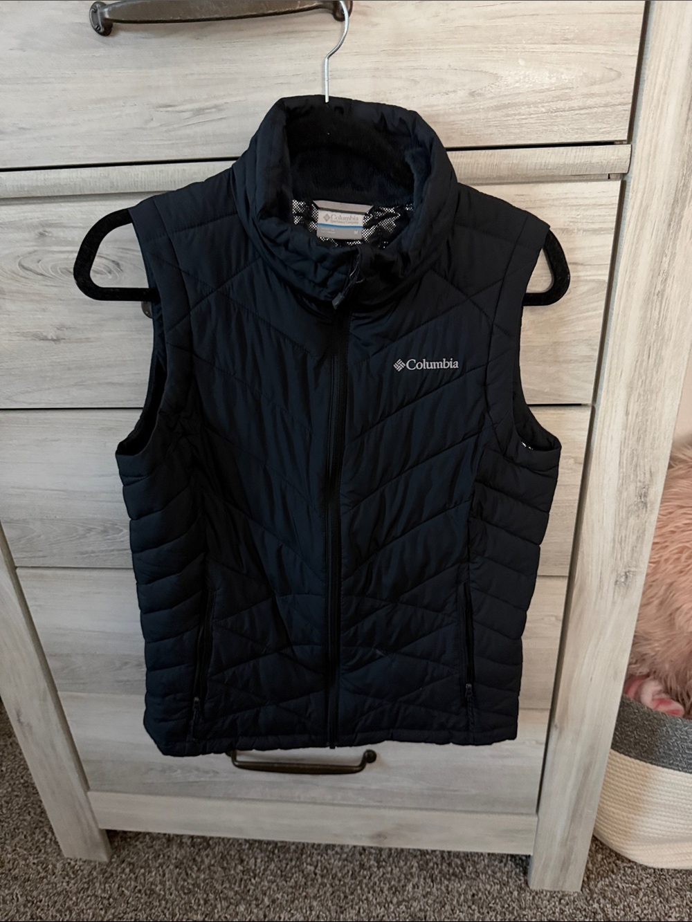 Columbia Black Quilted Insulated Vest